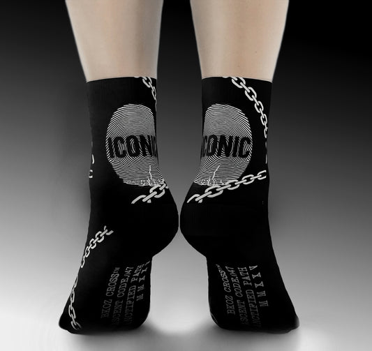 UNGOVERNABLE SOCKS